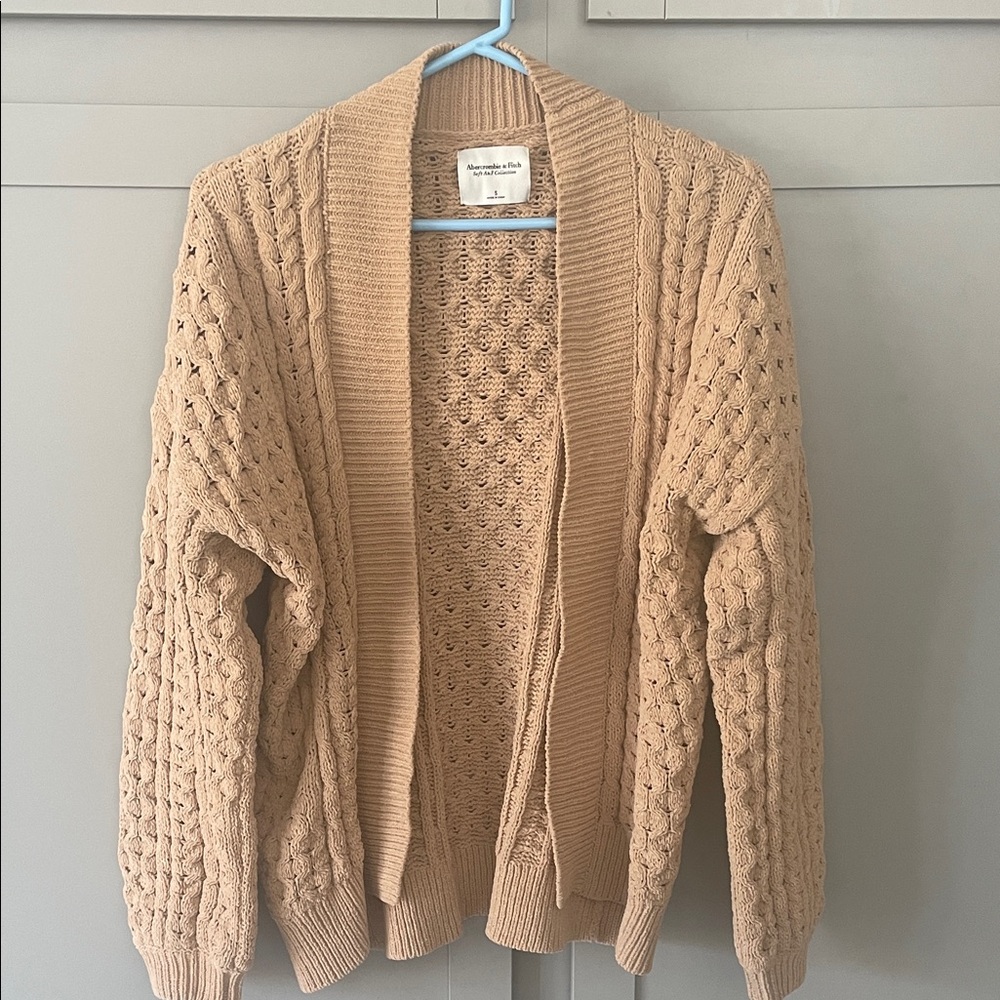 Abercrombie & Fitch Beige Cable Knit Cardigan